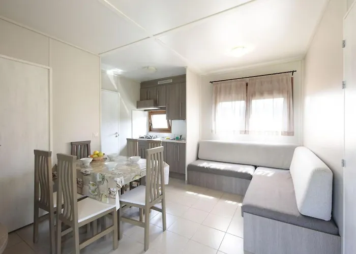 2 5 Pers - Terrasse - Api-1-52-1863